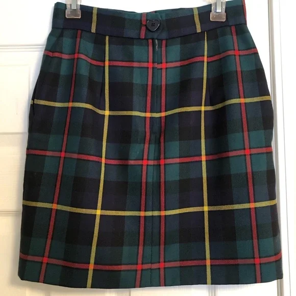 Vintage Moschino Cheap & Chic plaid skirt size 10, mint condition - Picture 3 of 7